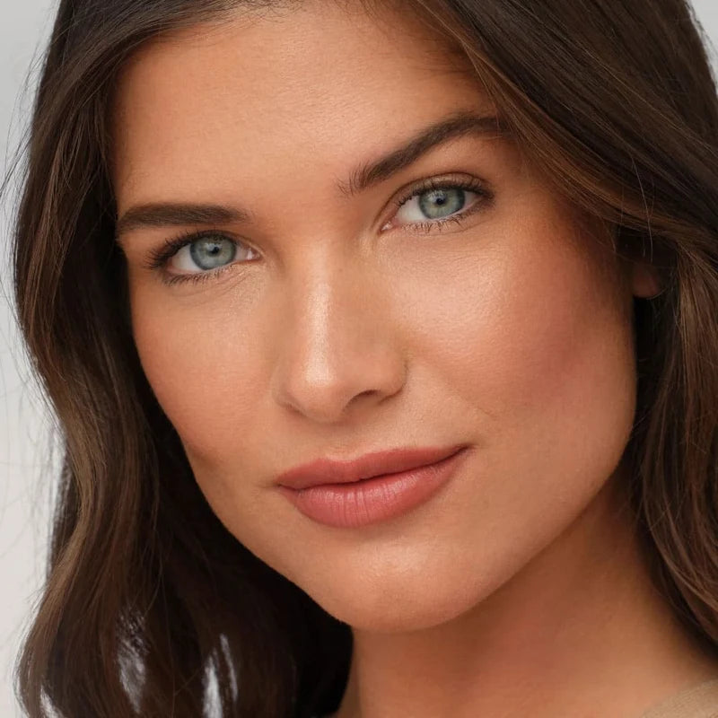 Glam makeup look